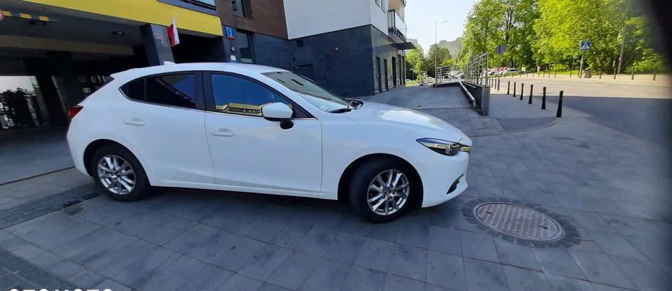 Mazda 3 cena 52700 przebieg: 72800, rok produkcji 2017 z Warszawa małe 781